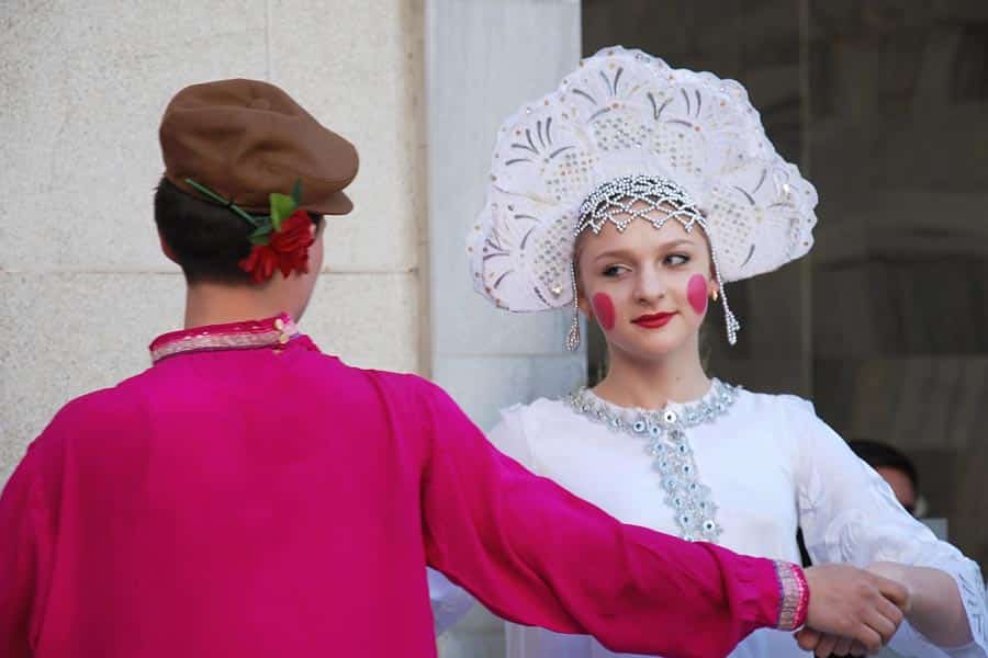  Some of the Features of Traditional Russian Female Clothing 