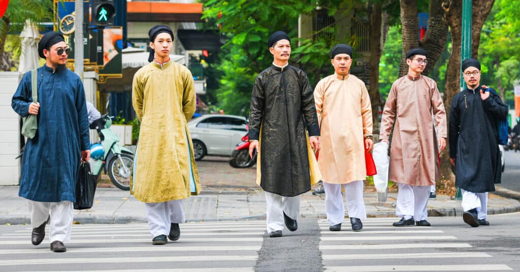 Traditional Vietnamese Clothing Male