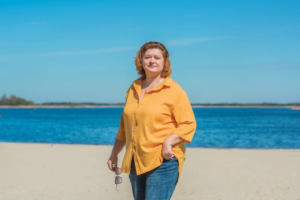 Vacation Mood Plus Size Happy Mature Lady Wear Yellow Shirt